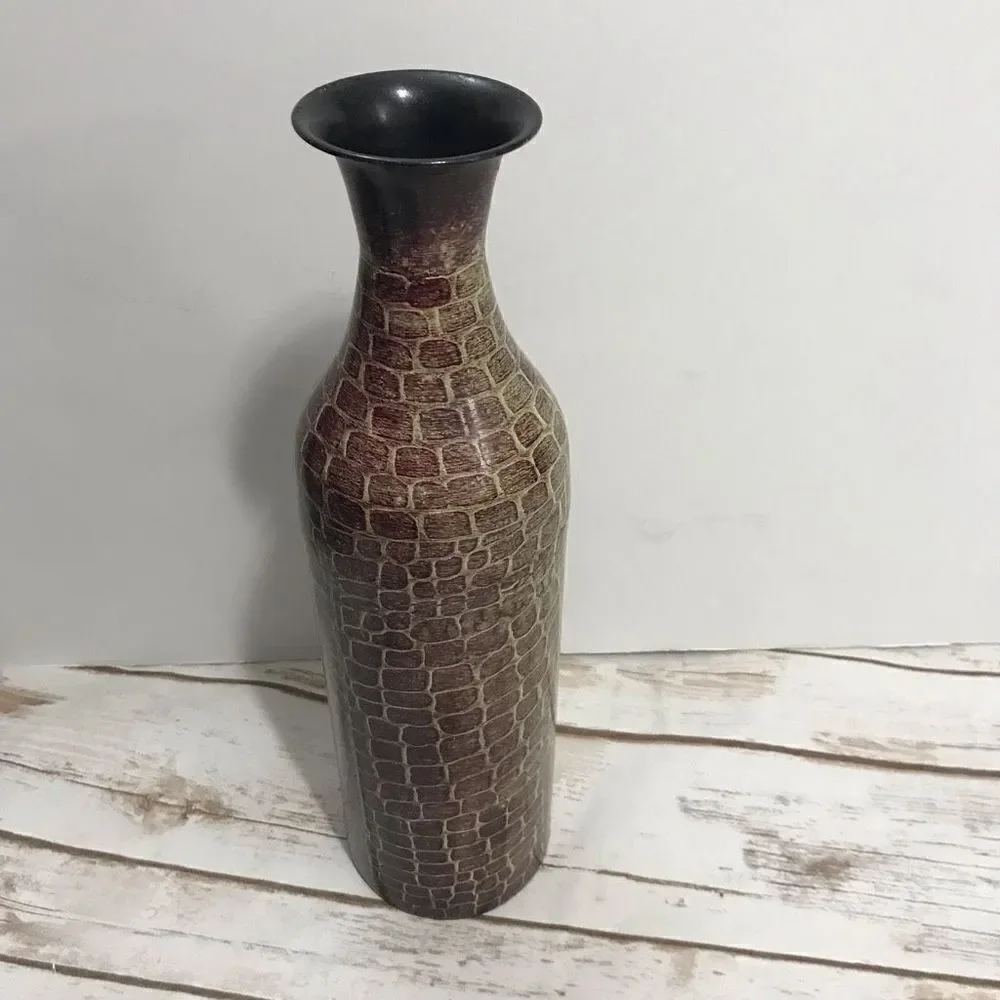 N/A dark red